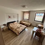 Stari Grad بيت ضيافة دوبوي
