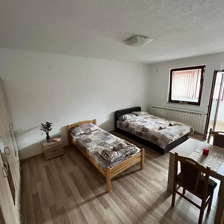 Stari Grad 게스트하우스